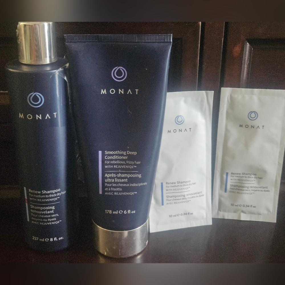 Renew Shampoo and Smoothing Deep Conditioner Set -